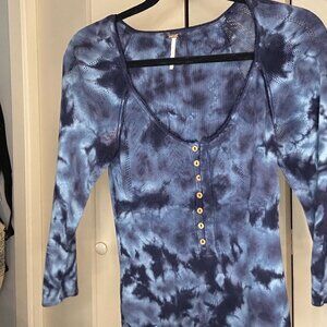 Free People - Tie Dye Henley